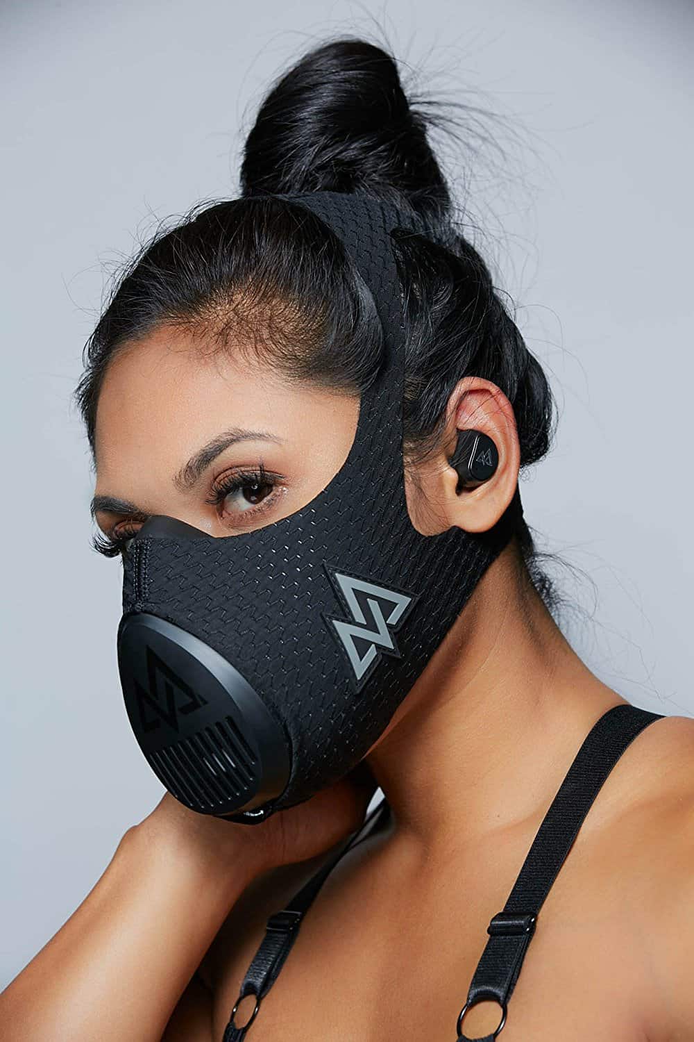Girl Hot look with Training Mask 3.0 _